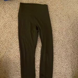 Lululemon wunder under green leggings